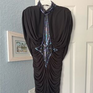 Cache Vintage Glam Black Evening Gown with Sequin Embellishments - Size 12